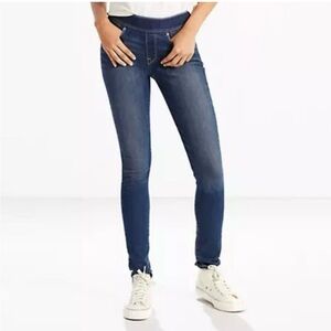 Levi’s Pull On Elastic Waist Skinny Jeans